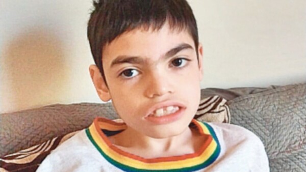 Gian Franco espera un andador como regalo de su cumpleaños número 13
