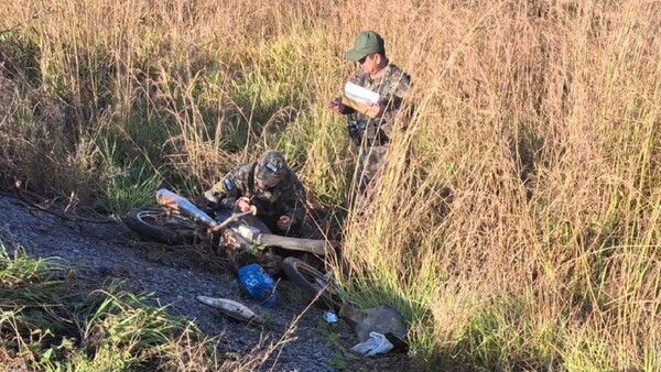 Hallan muerto a un hombre al costado de una ruta en San Alfredo