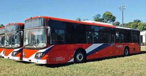 La Nación / Incorporan 30 buses eléctricos al sistema de transporte metropolitano