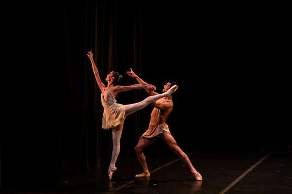 Danza, emoción y reencuentros en la gala del Buenos Aires Ballet en Paraguay - Cultura - ABC Color