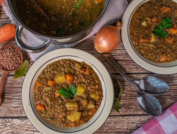 Guiso de lentejas fácil y rápido: receta con pocos ingredientes - Gastronomía - ABC Color