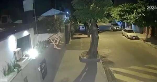 La Nación / Vecinos de barrios céntricos se manifestaron exigiendo seguridad
