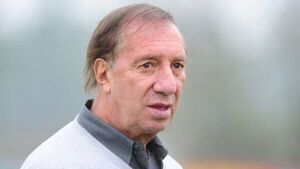 Empeora la salud del exentrenador argentino Carlos Bilardo