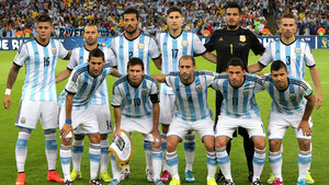 Versus / Estudiantes de La Plata está cerca de fichar a un subcampeón del mundo con Argentina