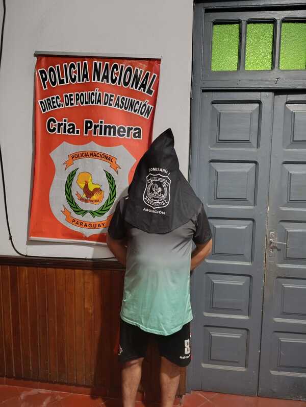 Un hombre fue detenido tras agredir a su expareja en su trabajo