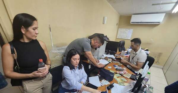 Diario HOY | Cambian a funcionarios de DNIT tras denuncia de coima, Fiscalía incautó evidencias