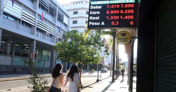 La Nación / ¿Dólar a G. 7.500? Cotización sigue en caída libre y se ubicó por debajo de los G. 7.600