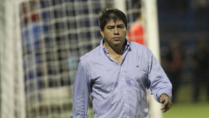 Tiburón Torres sería presentado esta tarde como nuevo DT de Guaraní de Fram