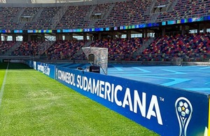 Nueva ubicación para el monitor del VAR en torneos Conmebol