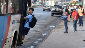 Paro de transporte podría generar pérdidas de hasta G. 66.000 millones en tres días, según especialista