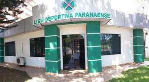 Liga Deportiva Paranaense sigue improvisando en su campeonato - La Clave