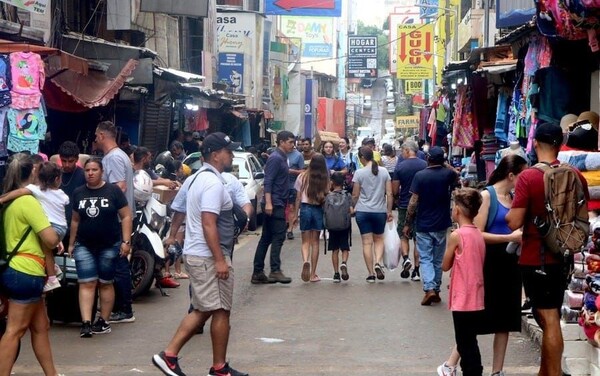 Auge de turismo de compras en Ciudad del Este.