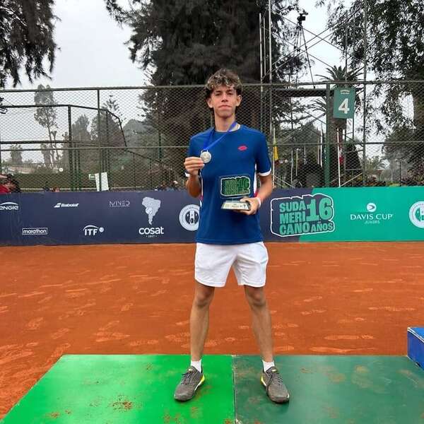 Cayo Narváez y Martina Mora, en la cima del Paraguay Open de tenis - Polideportivo - ABC Color