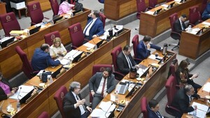 Con críticas a Comisión Antilavado dan venia a enviar informe a EEUU