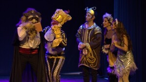 Vacaciones de invierno se disfrutan con dinosaurios, teatro y musicales