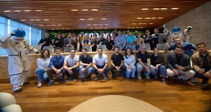 10 equipos avanzan a la etapa final de Moonshot 2025
