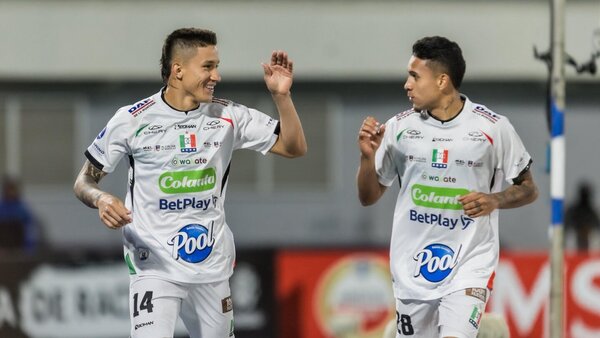 Once Caldas golea al San Antonio y pone un pie en octavos de la Sudamericana