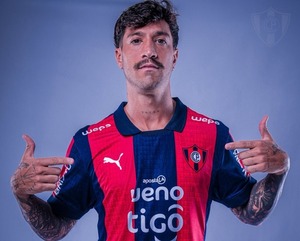Cerro Porteño presentó a Fabricio Domínguez como su quinto refuerzo | Unicanal
