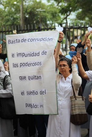 Cruda crítica a la clase política: “No podés decir que nosotros estamos bien y los demás se mueran” - Portal Digital Cáritas Universidad Católica
