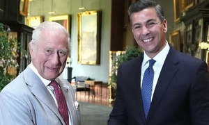 Santiago Peña es el primer presidente paraguayo recibido por el rey Carlos III en Windsor - OviedoPress