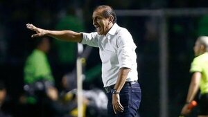 Cuevas: "Ramón Díaz es la persona idónea para la situación de Olimpia"