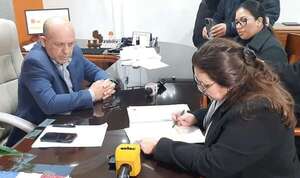 Ramírez se ratifica ante una escribana y acusa a Prieto de intentar amedrentarlo - ABC en el Este - ABC Color