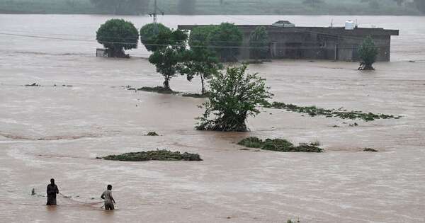 La Nación / Fuertes lluvias dejan 50 muertos en Pakistán en las últimas 24 horas