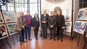 Exposición fotográfica Memoria Viva del papa Francisco en El Cabildo