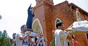 La Nación / Devotos se alistan para la fiesta patronal de San Charbel