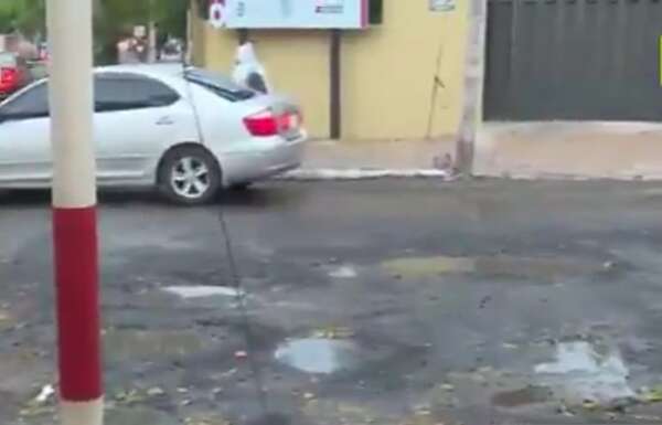 Vecinos exigen reparación de baches - Nacionales - ABC Color