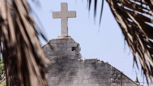 Israel ataca la única iglesia católica de Gaza y deja varios muertos