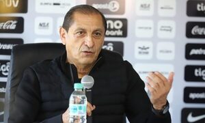 Ramón Diaz he’i que decidió apostar por Olimpia porque es un club que “te da la posibilidad de ganar”