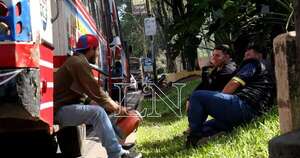 La Nación / Gobierno prevé salida de vehículos de transporte para activar el plan de contingencia