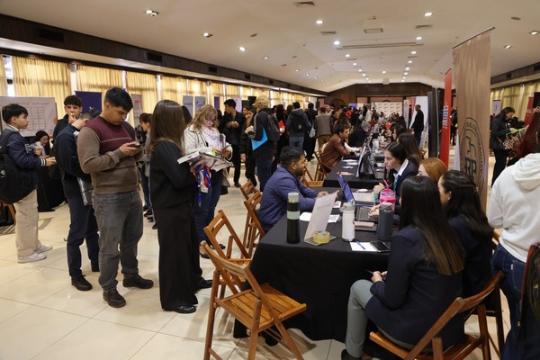 Expo Empleo ARP 2025 generó más de 1.700 postulaciones y entrevistas - ADN Digital