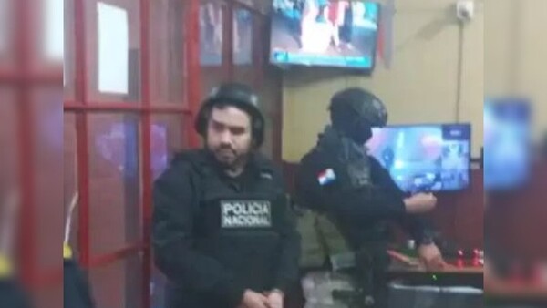 Hijo de Lalo Gomes: ¿Se hizo pasar por mujer y transfirió 4 propiedades a su abogado Tuma?