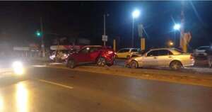 La Nación / Ñemby: conductor ebrio protagonizó triple choque
