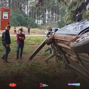DOS HERMANAS HERIDAS EN VUELCO EN LA RUTA PY07 - «TVS DIGITAL»