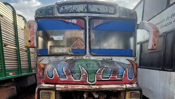 SENABICO subasta de todo: desde piano, bus chatarra y hasta un departamento!