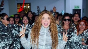 Harán examen para elegir quién camina con Shakira en su concierto