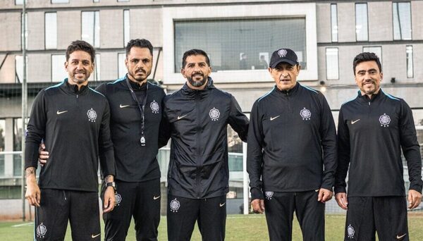 Versus / Estaba para irse, pero Ramón Díaz se plantó y sigue en Olimpia