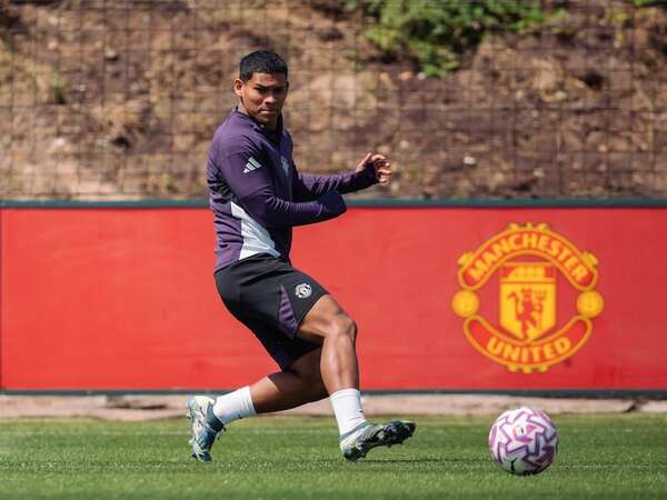 Diego León fue convocado para el primer amistoso del United - Fútbol Internacional - ABC Color