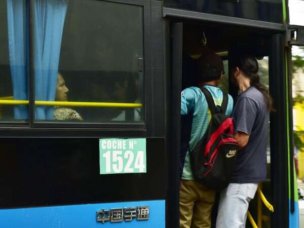 Peña pide al Congreso apurar aprobación de reforma del transporte público - Política - ABC Color