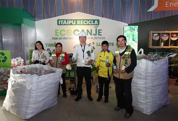 Visitantes de la Expo pueden ayudar a recicladores y ganar plantines en el stand de Itaipú | DIARIO PRIMERA PLANA