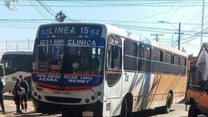 Tragedia en Ñemby: Joven motociclista muere tras ser atropellada por un colectivo