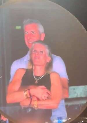 Compañía Astronomer abre investigación a su CEO sorprendido por la kiss-cam de Coldplay - Mundo - ABC Color