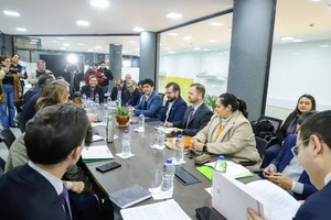 Se suspende paro del transporte tras acuerdo entre el Gobierno y gremios - ADN Digital