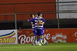 Versus / 2 de Mayo vuelve a ganar y complica muchísimo a General Caballero