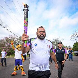 La llama panamericana recorre todo el pais a la espera de los históricos Juegos Asu 2025 - La Tribuna