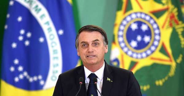 La Nación / La Justicia obliga a Bolsonaro a utilizar tobillera electrónica