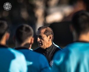 Ramón Díaz quiere debutar con el pie derecho en Olimpia